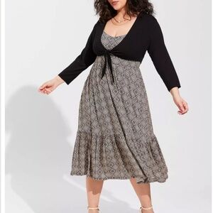 Torrid Super Soft Shrug Tie Front - Size 0X